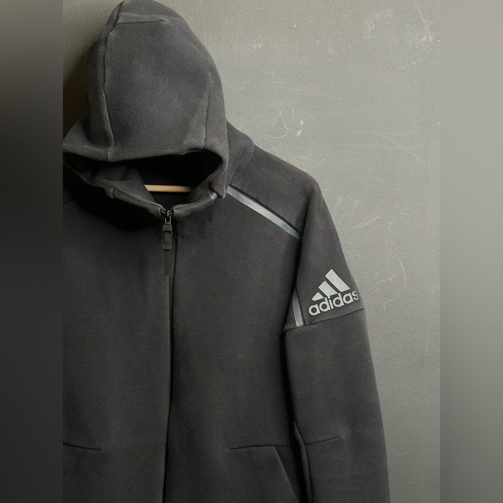 ADIDAS TECH HOODY ZIPPER UP L 9/10
